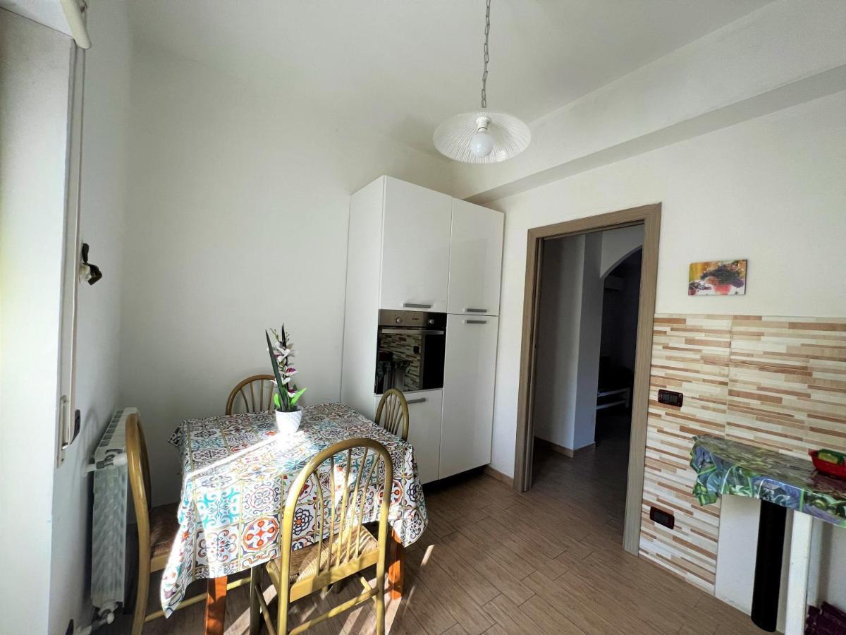 Casa Grazia Appartement Santa Teresa Di Riva Buitenkant foto